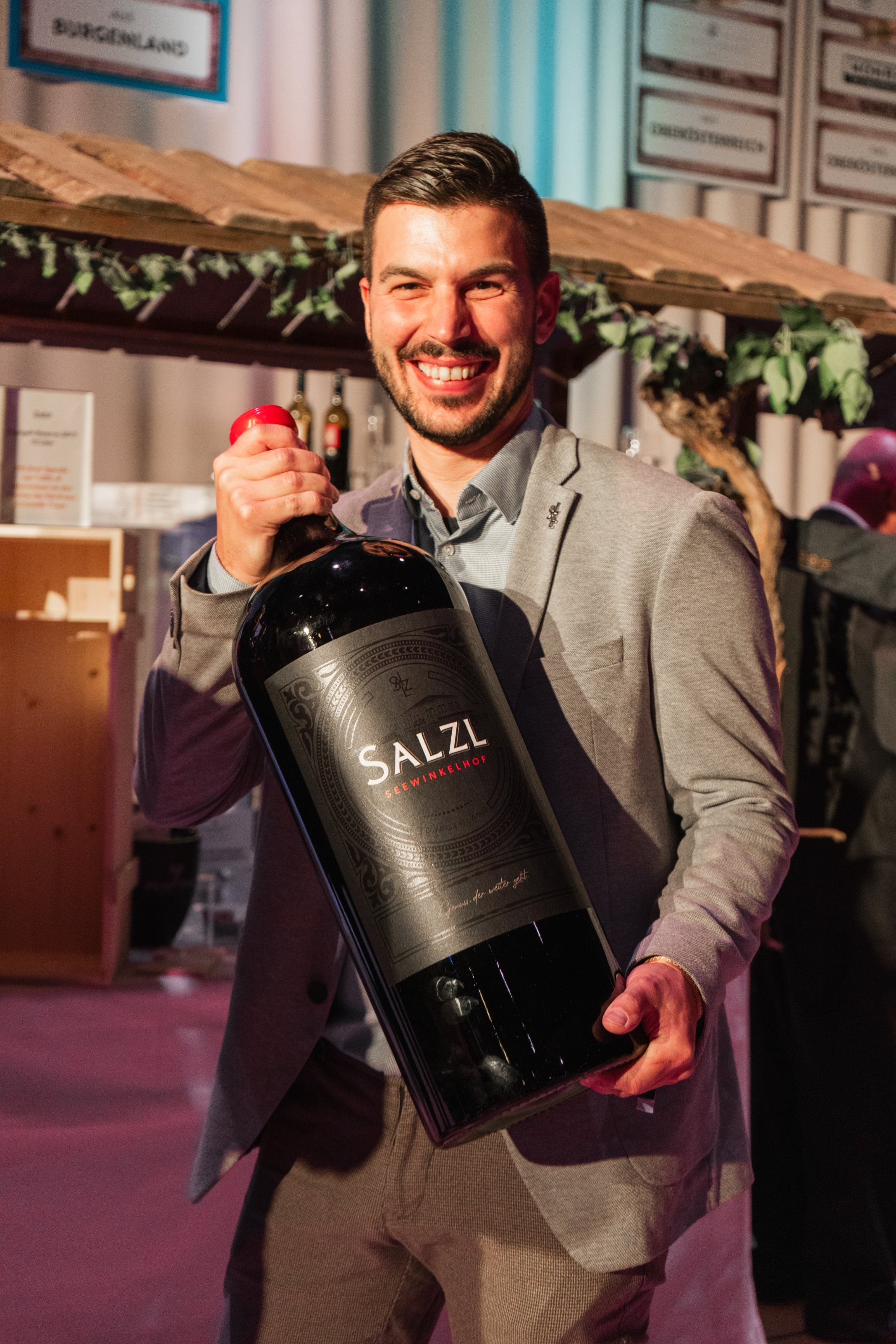 Weinfrühling 2025 X Rotes Kreuz — Bild 1